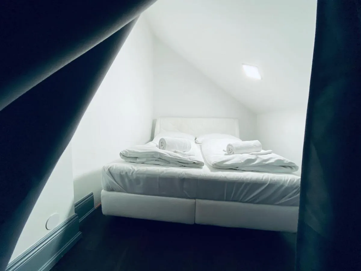 Extraordinary City Center Residence @Stephansplatz Vienna